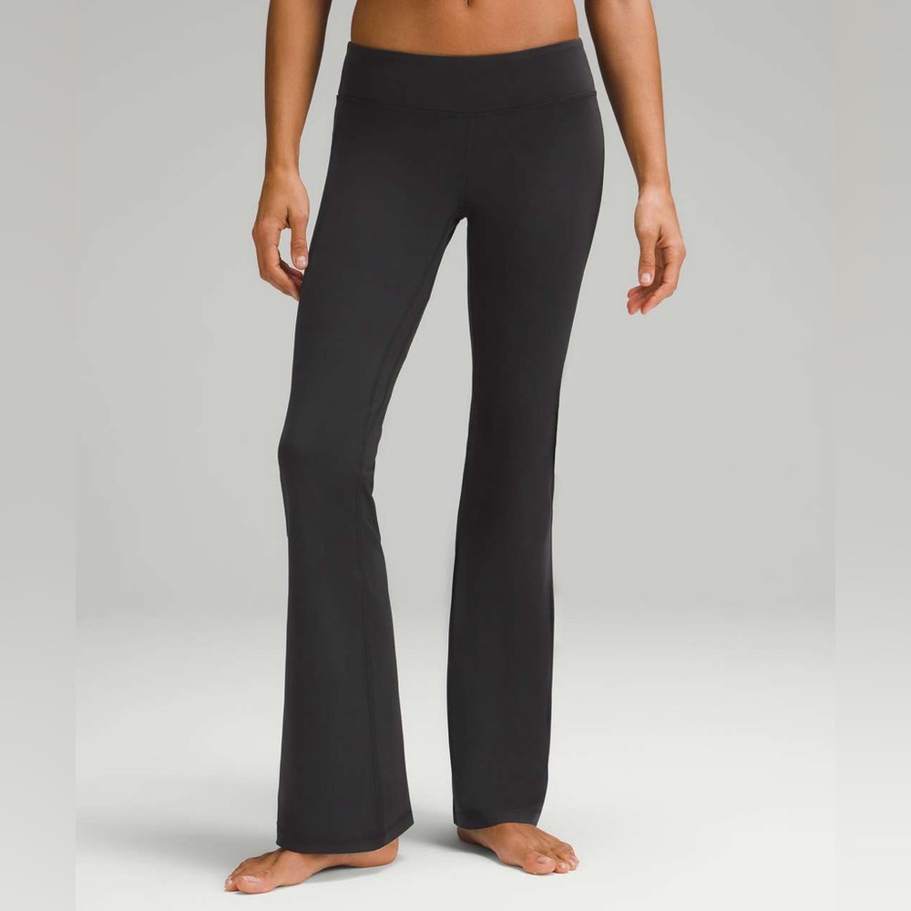 Lululemon low rise flare Align pants 32.5” 8